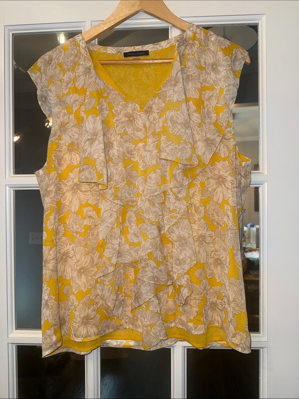 Tommy Hilfiger Sleeveless Yellow Floral V-Neck Ruffle Blouse NWT Large